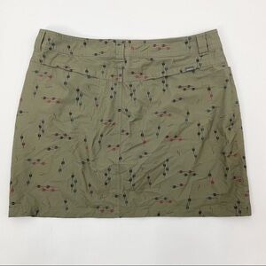 Eddie Bauer Horizon Storm Repel Olive Skort Arrow Print Khaki Olive Green 16